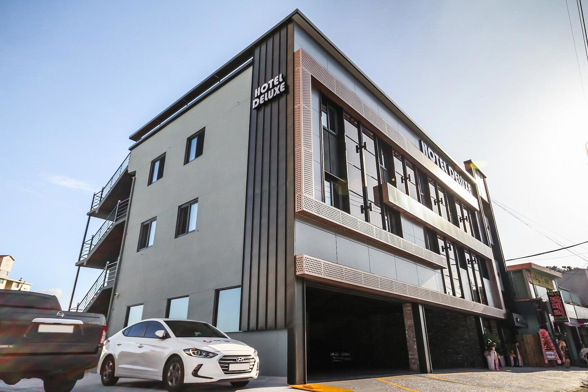 Deluxe Motel Geoje Exterior foto